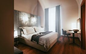 Baca Suites, Restaurant & Bar